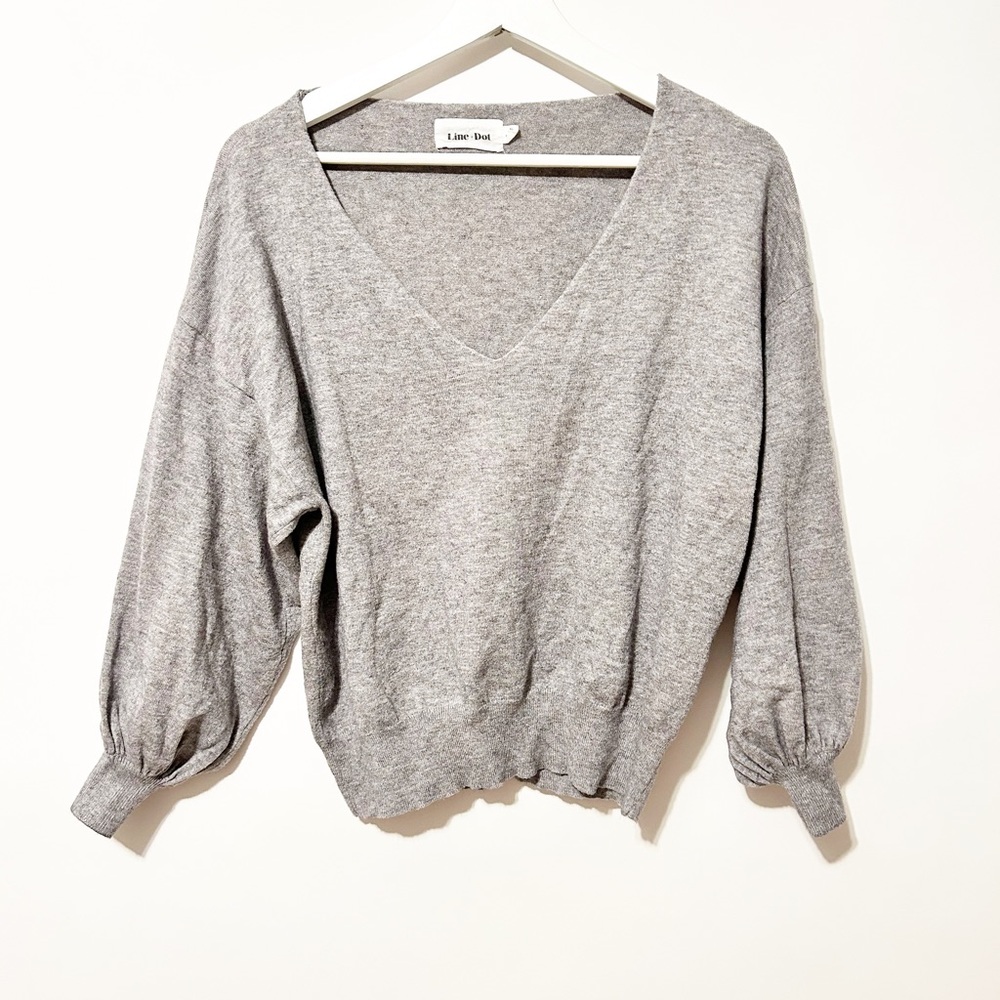 Line + Dot Vneck Balloon Sleeve Grey Sweater Size S